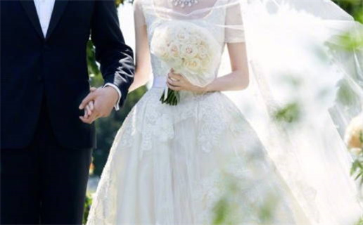 脚中指短的人命运解析与性格特点