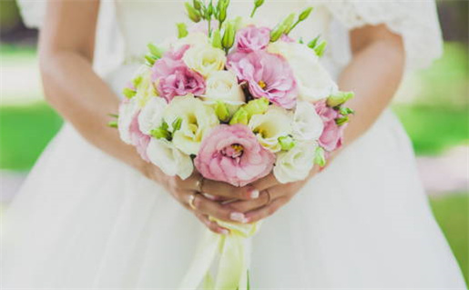 金命取名带什么字好(金命取名带什么字好女孩)