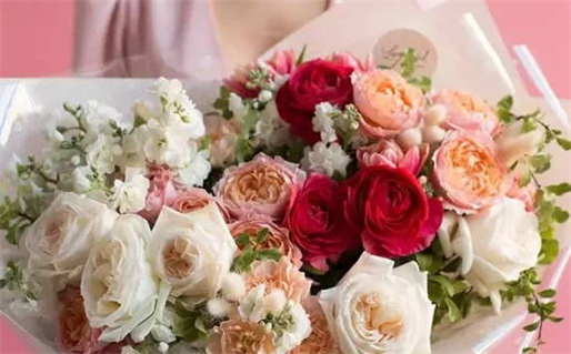 男人左手断掌是什么命_男人左手断掌是什么命运