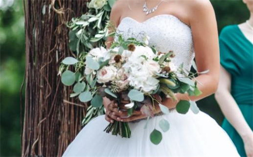 1965年属蛇是什么命_1965年属蛇是什么命,与什么相克