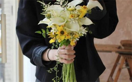 今日万年历2027年07月26日婚姻登记吉日,领证好日子查询