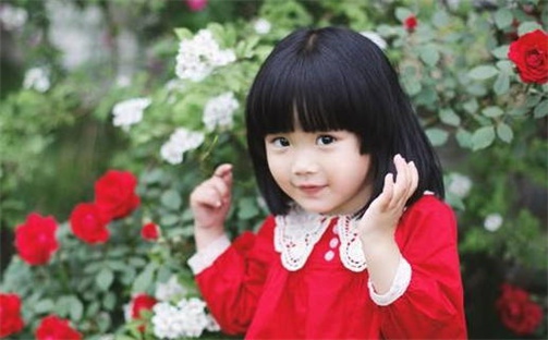 如何给2026年07月19日出生的王姓女宝宝起个好名字？专业分析与建议