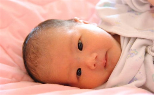 梁姓女宝宝取名必看：5个诗意唯美好名字及五行分析