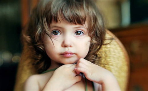 陈姓女宝取名必看：5个独特新颖好名字及五行分析