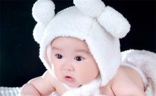 周姓女孩子取名