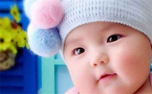 何姓2026年05月31日出生女宝宝的五行取名详解