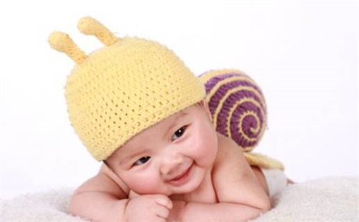 张姓2026年04月18日出生的男孩子取什么名字好？八字五行取名分析