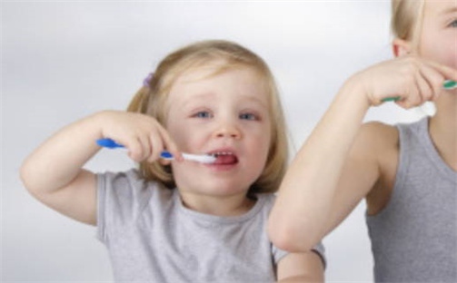 李姓男孩子取名